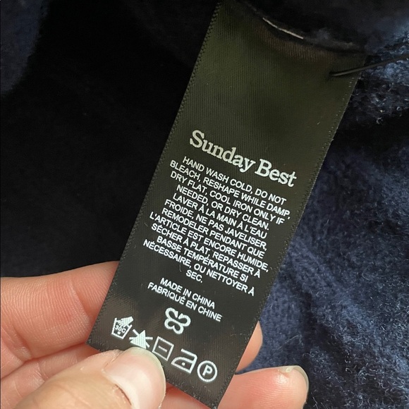 Sunday Best Dark Blue V-Neck Wool Cropped Sweater - Picture 12 of 14